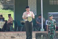 Pangdam XVIII/Kasuari, Mayjen TNI Ilyas Alamsyah, S.E., M.Tr.(Han)., CGCAE., lewat Upacara membuka secara langsung Perkemahan Sabtu Minggu (Persami) Pramuka Saka Wira Kartika (SWK) terpusat tingkat Kodam yang dipadukan dengan penguatan Pembinaan Teritorial (Binter) TA. 2024, di Lapangan Kodim 1801/Manokwari, Papua Barat, Sabtu (3/2/2024).