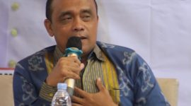 Pangdam XVIII/Kasuari, Mayjen TNI Ilyas Alamsyah, S.E., M.Tr.(Han)., CGCAE., dalam sambutannya saat acara silaturahmi Forkopimda Papua Barat dengan Tokoh Agama dan Tokoh Masyarakat, di Swiss-Belhotel Manokwari, Papua Barat, Selasa (6/02/2024)