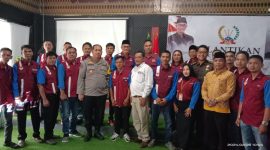 Foto bersama, DPC dan Anggota PWRI PALI Sumsel dengan Bupati Pali dan Kasi Humas Polres PALI.