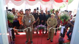 Peresmian salah satu proyek ditandai dengan pengguntingan untaian melati oleh Pj Gubernur Jawa Tengah Komjen Pol (Purn) Drs Nana Sudjana MM, bersama Bupati Purworejo, Hj Yuli Hastuti SH. 