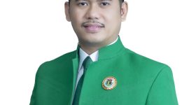 Muhamad Napoleon, S.T alias Ayong.