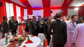 Pangdam XVIII/Kasuari, Mayjen TNI Ilyas Alamsyah, S.E., M.Tr.(Han)., CGCAE., terlihat bersama para peserta Rapim TNI-POLRI, di GOR Ahmad Yani Mabes TNI, Cilangkap, Jakarta Timur, pada Rabu (28/2/2024).