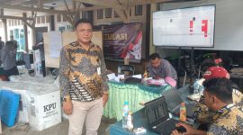 Rapat Pleno Terbuka Rekapitulasi Hasil Penghitungan Suara Pemilu 2024 tingkat Kecamatan di Halaman Aula Kantor Kecamatan Suboh, Kabupaten Situbondo, Jawa Timur.