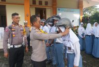 Polres Purworejo dalam kegiatan Police Goes to School di SMA Negeri 7 Purworejo. (Photo. Ist)