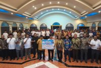 Foto Bersama, Pangdam Kasuari, Pj Gubernur dan Ketua KONI Papua Barat dan peserta Rakor Persiapan PON XXI 2024