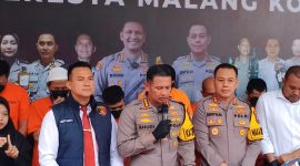 Kapolresta Malang Kota Kombes. Pol. Budi Hermanto, S.I.K, M.Si saat konferensi pers.
