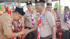 Pj Bupati Merangin Jangcik Mohza di lokasi Bumi Perkemahan Pramuka Desa Sungai Ulak Kecamatan Nalo Tantan, dalam kegiatan Kemah Bhakti Penggalang Kwarcab Pramuka Merangin 2024.