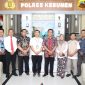 Foto bersama, Kapolres Kebumen dan Tim monitoring dan evaluasi Direktorat Tahanan dan Barang Bukti Polda Jawa Tengah.