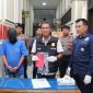Kasatresnarkoba AKP Heru Sanyoto dan didampingi Plt Kasihumas Aiptu Nanang Faulatun saat konferensi Pers