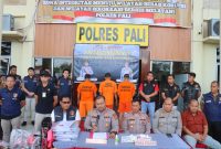 Kapolres PALI, AKBP Yunar Hotma Parulian Sirait, S.H., S.I.K., M.I.K., dalam konferensi pers, Jumat (20/6/2025), di Mapolres PALI. (Foto: realitapublik.id)