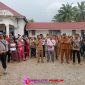 Kantor Kepala Desa Sennah saat didemo oleh masyarakat terkait dugaan korupsi Dana Desa. (Foto: Jepril Harefa/realitapublik.id)