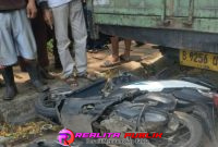 Motor matic milik korban kecelakaan di jalan Pantura (potret: Feri realitapublik.id)
