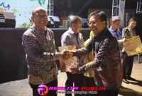 Gubenur Lampung berikan penghargaan (Rody Sandra realitapublik)