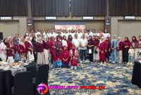 Keluarga besar Polres Pasuruan Kota dalam acara pisah sambut di Hotel Ascent Premiere (foto: Saichu realitapublik.id)