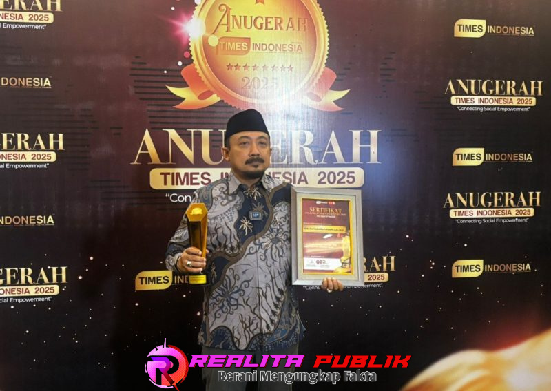 SAM TITTO (Bil realitapublik.id)