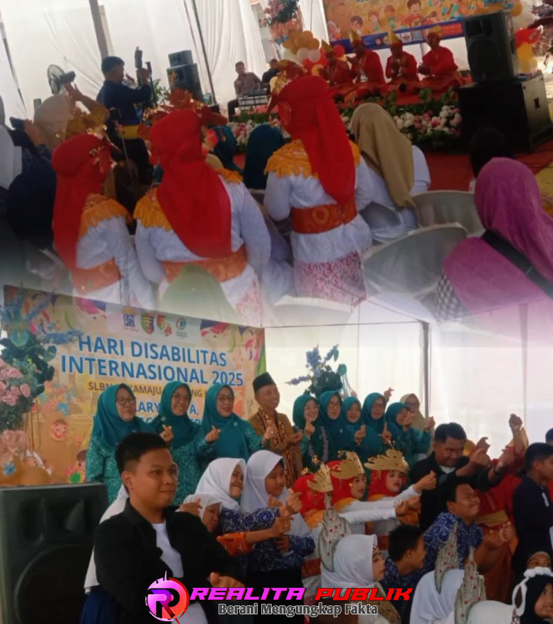 Sejumlah mahasiswa SLBN Negeri Suka Maju Menampilkan Tarian angklung (Rody Sandra/realita publik)