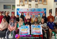 Penyaluran Bantuan Langsung Tunai Dana Desa (BLT-DD) Pemerintah Kartaraya(Poto: Rody Sandra/realita publik id)