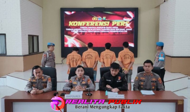 Kompensi Pers ungkap tiga kasus tindak pidana Menonjol (Poto: Rody Sandra/realita publik)