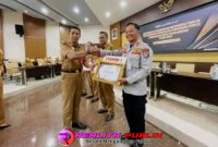 Dishub Kota Pekalongan terima penghargaan OPD terbaik (foto: Wildan Realita Publik)