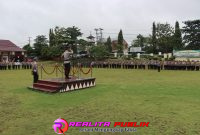 Kapolres Lampung Utara, AKBP Deddy Kurniawan, S.H., S.I.K., M.M., M.Si. saat pimpin Apel Siaga dalam rangka menjaga keamanan dan ketertiban masyarakat (kamtibmas) selama bulan suci Ramadan 1447 H, di halaman Mapolres Lampung Utara, Selasa (24/2/2026).