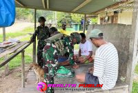 Satgas Pamtas RI–PNG Yonif 763/SBA Pos Kokas melaksanakan kegiatan pelayanan kesehatan gratis dengan metode door to door (rumah ke rumah) 