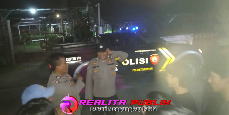 Aparat Polsek Tamansari Polres Bogor saat melaksanakan patroli rutin di titik-titik rawan untuk mengantisipasi gangguan kamtibmas.