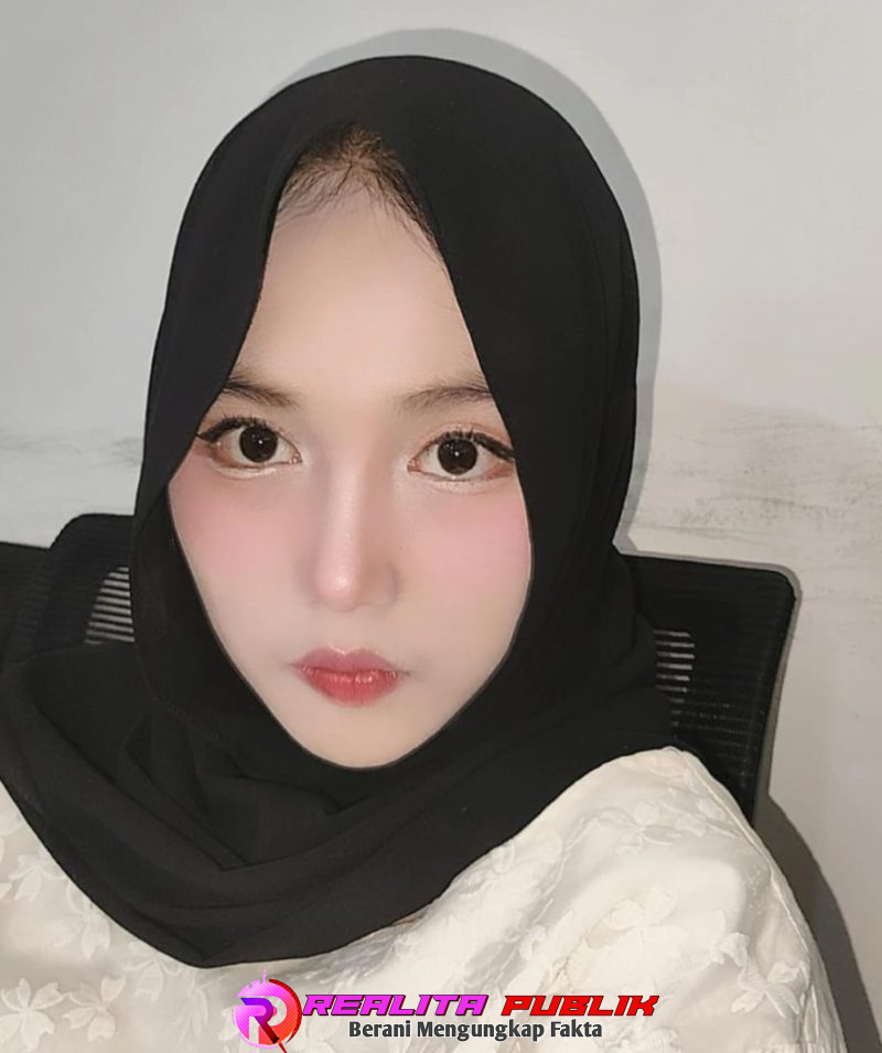 Ratry Himmatul Chair (Rara), mahasiswi Airlangga (Unair). 