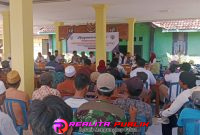 Suasana saat berlangsungnya musyawarah pembentukan panitia Pemilihan Kepala Desa (Pilkades) Antar Waktu (PAW) di pendopo kantor desa Selomumti, Kecamatan Mlandingan, Kabupaten Situbondo, Rabu (29/4/2026).