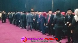 Mutasi digelar berada di gedung kesenian kota Pasuruan (foto: Saichu Realita Publik)