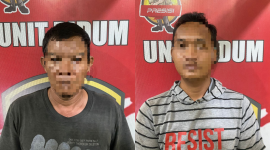 Dua orang terduga pelaku pencurian BBM Rd dan In. 