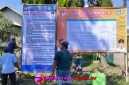 Informasi tahapan dan persyaratan pendaftaran lewat spanduk yang dipasang panitia di depan kantor Desa Selomukti, Kecamatan Mlandingan, Kabupaten Situbondo. (Photo: realitapublik.id) 