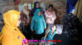 GOW PALI Salurkan Bantuan Pengobatan Bupati Asgianto untuk Warga Talang Ubi. 