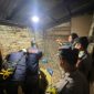Seorang Pria di Bukit Kemuning Ditemukan Tewas di Kamar, Polisi Gelar Olah TKP.  