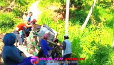 Pembangunan Jembatan Garuda Merah Putih di Desa Campoan, Kecamatan Mlandingan, Kabupaten Situbondo, Jawa Timur.