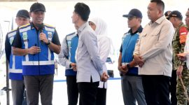 Wapres Gibran Kunjungi Exit Tol Situbondo, Jawa Timur