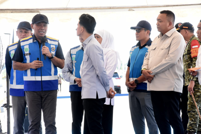 Wapres Gibran Kunjungi Exit Tol Situbondo, Jawa Timur